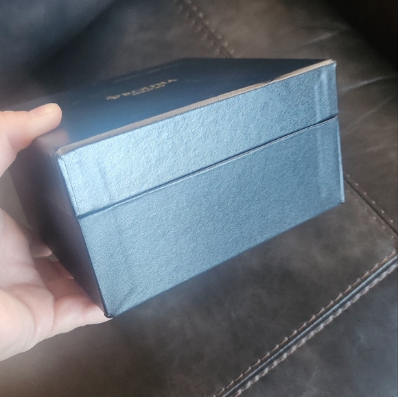 NIB - Prouna Green Marble Jewelry Box - Picture 4 of 7